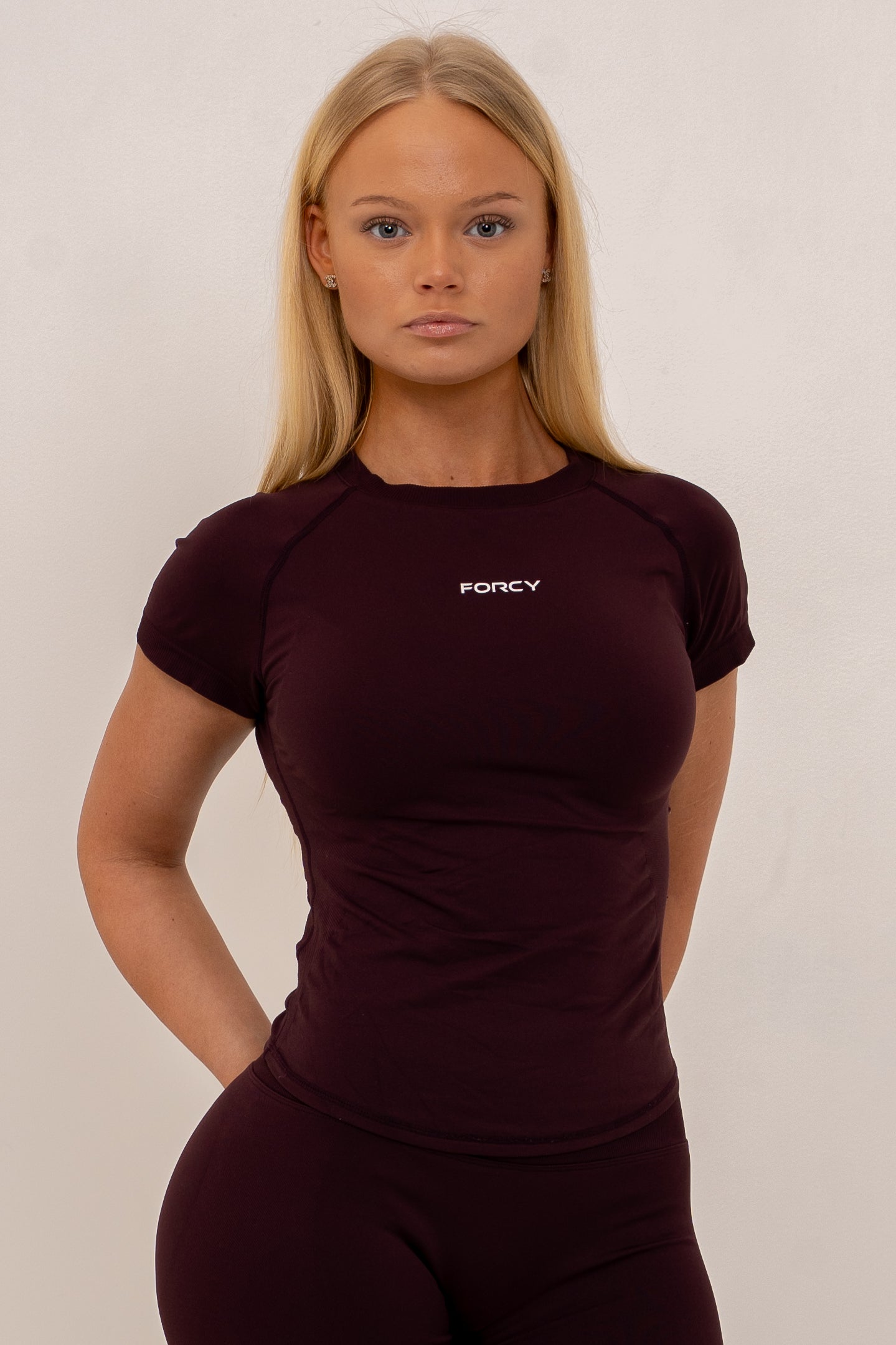 BOLT Short Sleeve T-shirt - Cherry