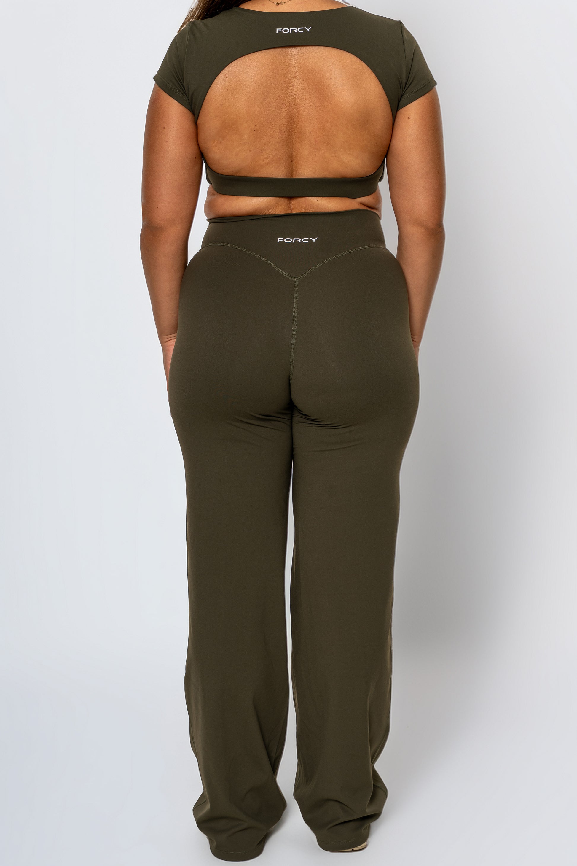CLOUD straight leg byxa- Khaki